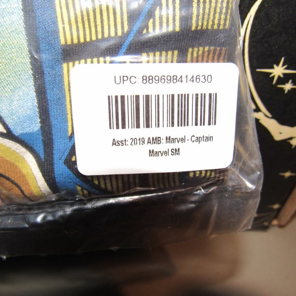 Captain Marvel Collector Corps Box - Picture 4 of 7